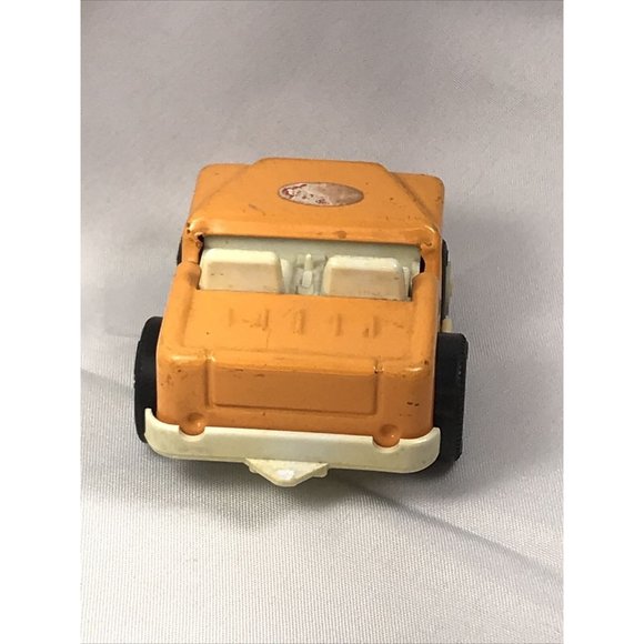Toy Push Along Vehicle Tonka Small Metal Yellow Jeep with Rubber Tires Vintage - Picture 3 of 10